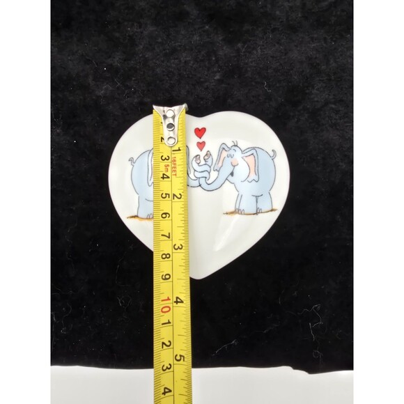Heart Shaped Lidded Trinket Box Elephant Couple Love Vagabond Creations Papel - Picture 6 of 7